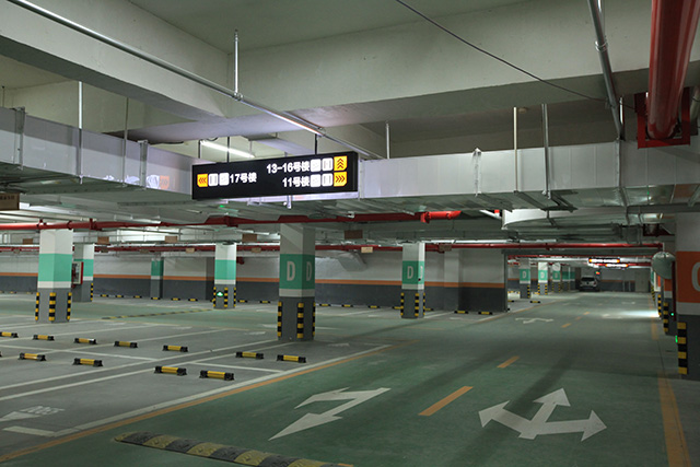 地下車庫(kù)燈箱